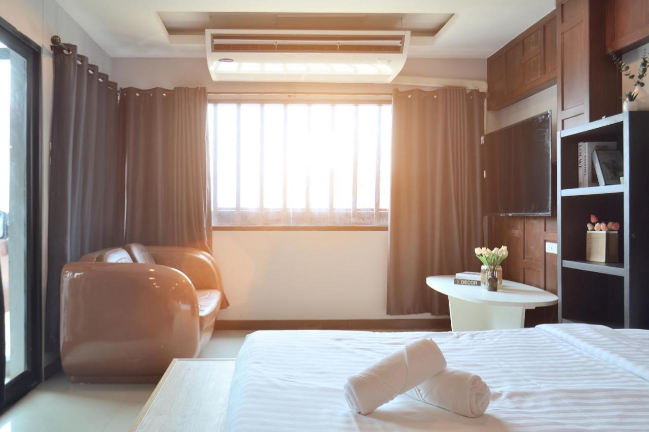 De Lux Bangkok Hotel מראה חיצוני תמונה