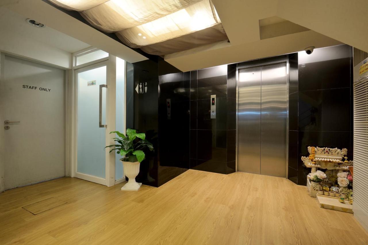 De Lux Bangkok Hotel מראה חיצוני תמונה