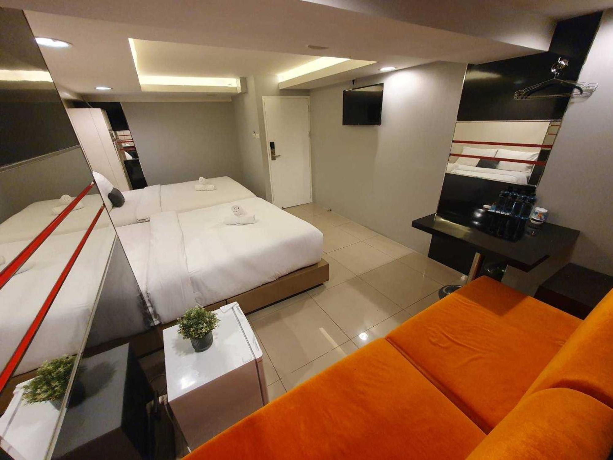 De Lux Bangkok Hotel מראה חיצוני תמונה