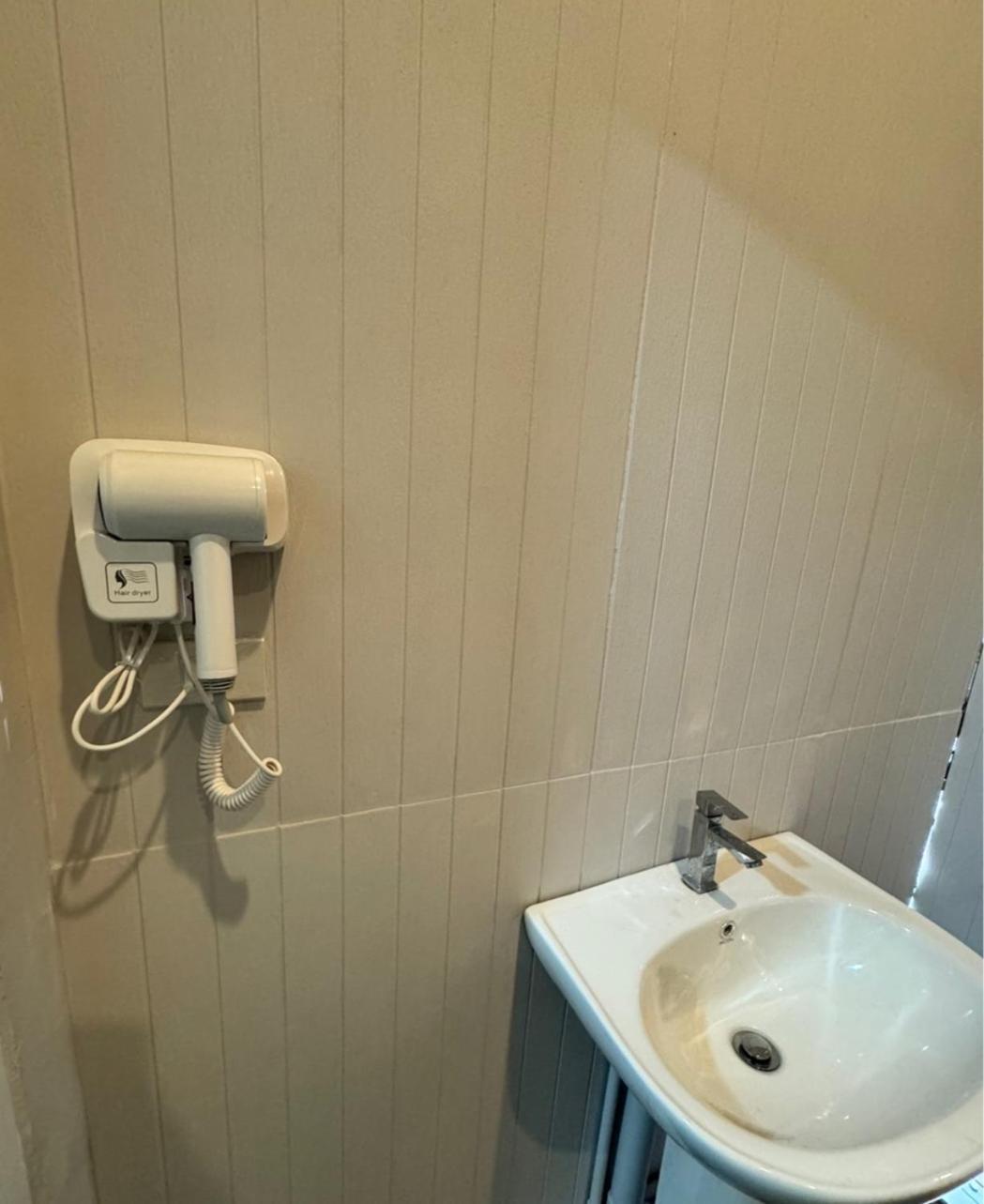 De Lux Bangkok Hotel מראה חיצוני תמונה